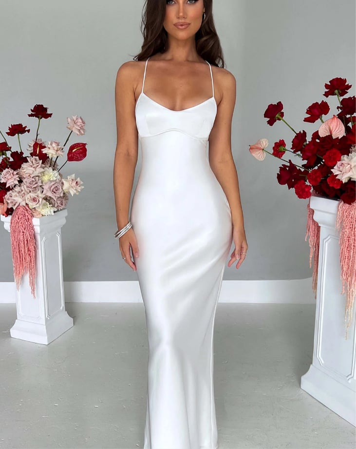 One-Shoulder Slit Dress – Elegant & Sexy Evening Wear