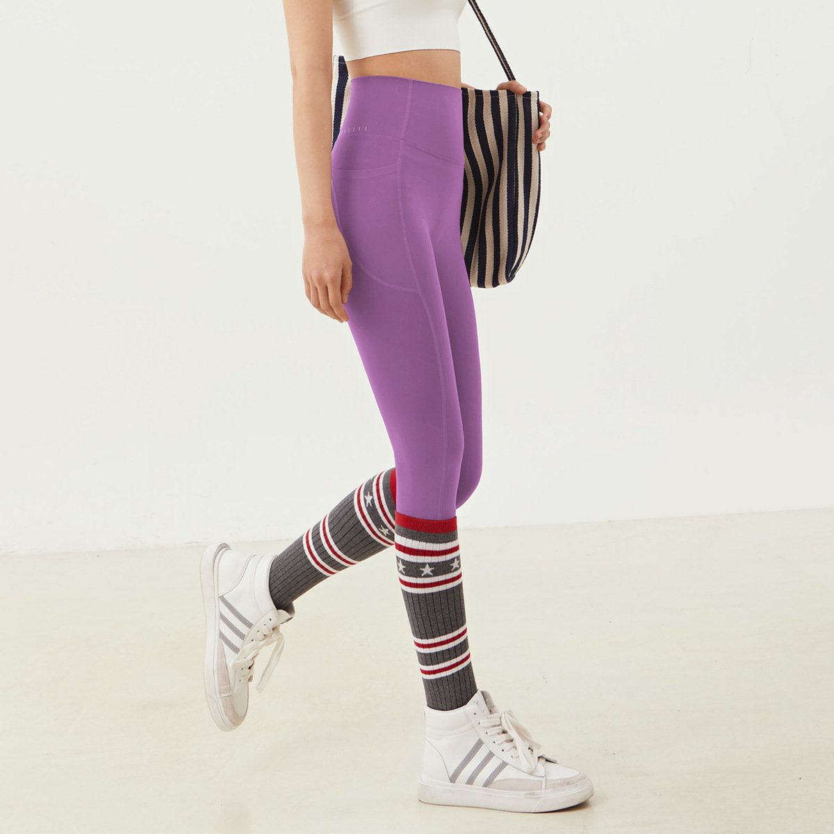 High-Waist Yoga Leggings with Pockets – Quick-Dry &amp; Stretchy 